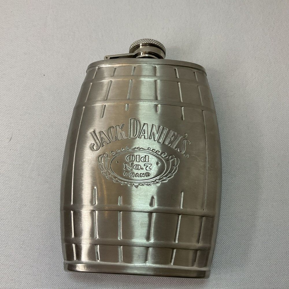 Jack‎ Daniel's Old No. 7 Stainless Steel Barrel Flask 4 oz NEW
